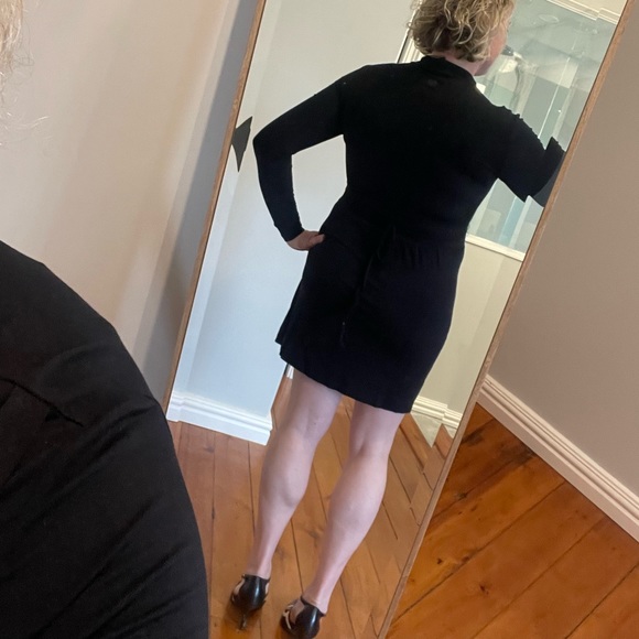 Anna Scott, size medium, long sleeve dress. Brand NWT. - Picture 5 of 8